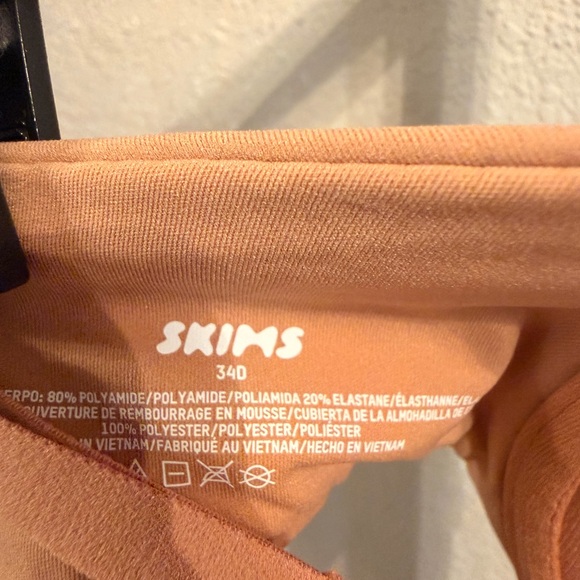 SKIMS Ochre Fits Everybody T-Shirt Bra 34D - Picture 3 of 5